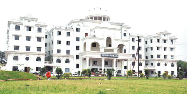 म्यूनिसिपल बांड अगले माह: 100 करोड़ से निगम बनाएगा डूमरतराई में इलेक्ट्रॉनिक और लोधीपारा में फाइनेंशियल हब