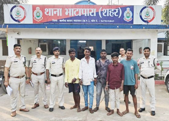 गाली गलौज -मारपीट, 5 आरोपी गिरफ्तार