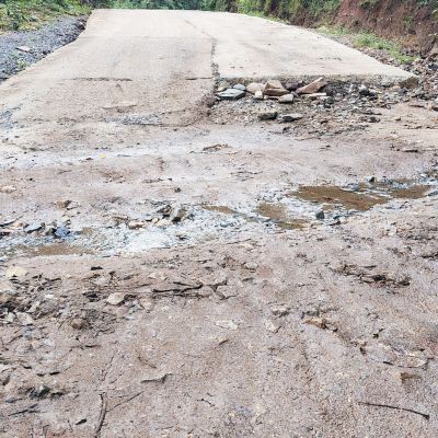 अधूरी पुलिया से हादसे की आशंका