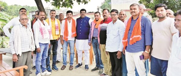 बिहार चुनाव प्रचार में जुटे गजेन्द्र यादव