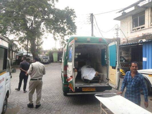 गेल इंडिया के जीएम की लाश होटल के कमरे में मिली