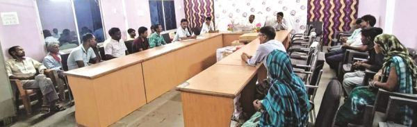 काम में लापरवाही करने वाले कर्मियों पर होगी कार्रवाई