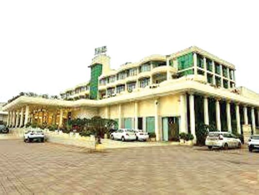 बेबीलॉन के एकाउंटेंट ने वेंडरों के 7.56 लाख हड़पे, अमानत में खयानत दर्ज