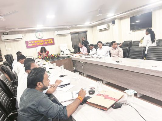 कलेक्टर ने जिला जल व स्वच्छता मिशन की ली समीक्षा बैठक