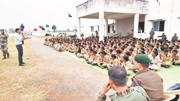 एनसीसी विद्यार्थियों को मिली सायबर अपराध, नशामुक्ति व यातायात सुरक्षा की जानकारी