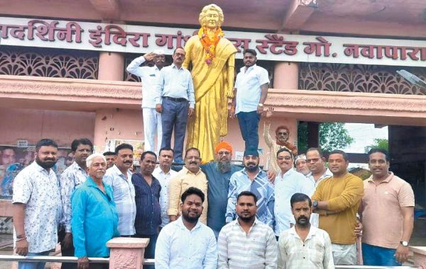 कांग्रेसियों ने इंदिरा को किया याद