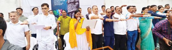 भाजपा कार्यकर्ताओं ने ली राष्ट्रीय एकता की शपथ