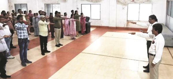 निगम में राष्ट्रीय एकता दिवस पर ली शपथ