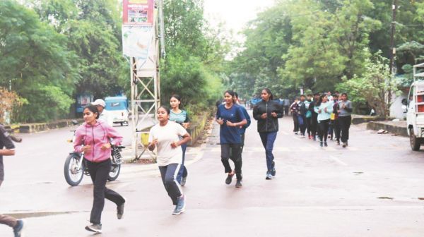 राष्ट्रीय एकता दौड़ में सैकड़ों ने लिया हिस्सा