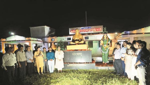 राज्योत्सव : कलेक्टर ने की छग महतारी की पूजा-अर्चना