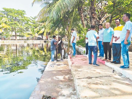 जैविक उत्पाद ई-बॉल के माध्यम से तालाबों के जल गुणवत्ता को सुधारने का प्रयास