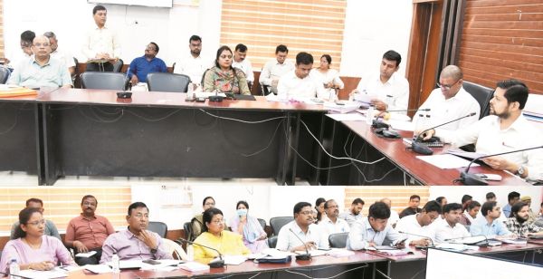 धान उपार्जन, सिकलसेल, शिक्षा और राजस्व कार्यों की समीक्षा