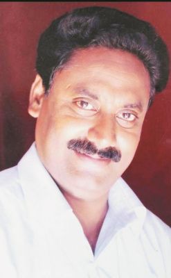 निगम के पास जानकारी वाले इंजीनियर नहीं- फडऩवीस