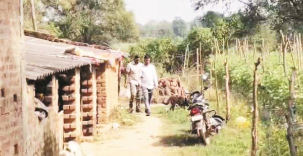 सूने मकान से लाखों की चोरी