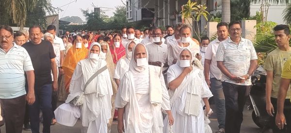 चातुर्मास के अंतिम प्रवचन पश्चात साध्वी समुदाय की हुई विदाई