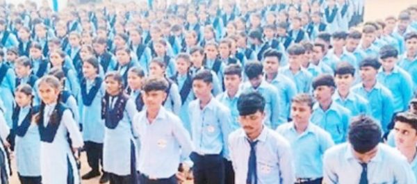 पुलिस ने छात्रों को किया ‘साइबर सुरक्षा’ और ‘नशामुक्त जीवन’ के लिए जागरूक