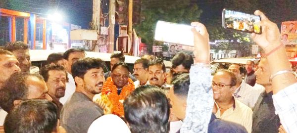 ओडिशा के सीएम का स्वागत