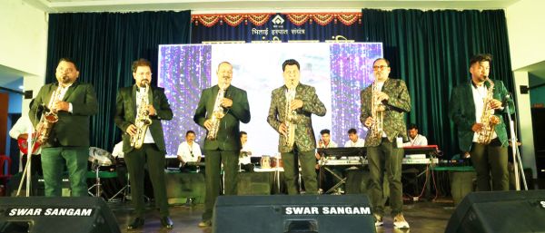 6 सैक्सोफोनिस्टो ने संगीतप्रेमियों को किया मंत्रमुग्ध