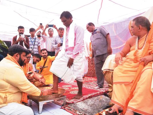  250 परिवारों ने फिर से हिन्दू धर्म अपनाया-प्रबल प्रताप