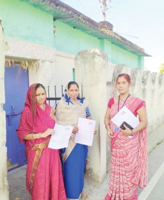 एसआईआर-शुरूआती 5 दिनों में करीब 30 लाख मतदाताओं तक पहुंचे बीएलओ, गणना प्रपत्र वितरित