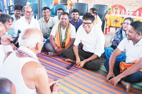 ग्रामीणों ने विधायक को दिए सुझाव