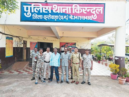 एनएमडीसी कर्मी खुदकुशी, दो आरोपी गिरफ्तार