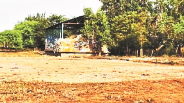 कर्मचारियों की हड़ताल से धान खरीदी की तैयारी ठप