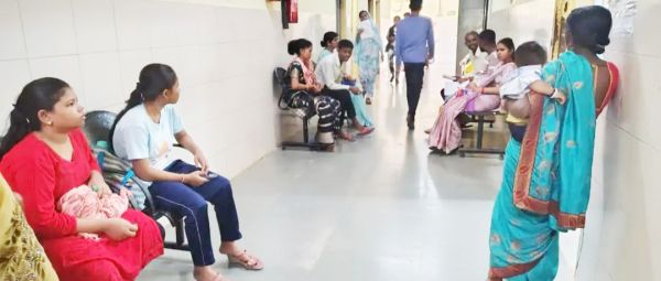 ठंड शुरू: सर्दी, खांसी, वायरल फीवर के मरीज बढ़े