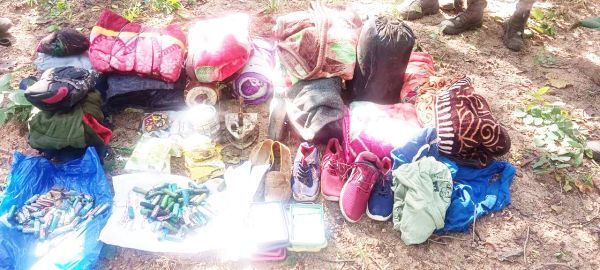 सेम्हरा पहाड़ में मुठभेड़, नक्सली समान छोडक़र भागे