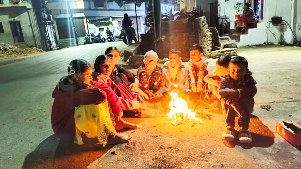 सर्दीली हवाओं से बढ़ी ठंड से मैदानी-पठारी इलाका कांपा