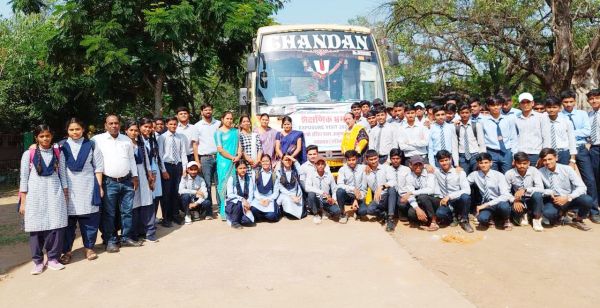 पीएम श्री हरिहर स्कूल के विद्यार्थियों ने किया शैक्षणिक भ्रमण