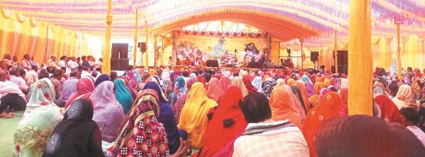 आत्मा का परमात्मा से मिलन ही रास है-ममता शर्मा