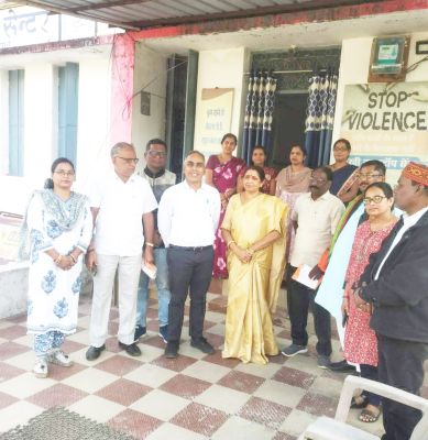 महिला आयोग की सदस्य ने सखी वन स्टॉप सेंटर का किया निरीक्षण