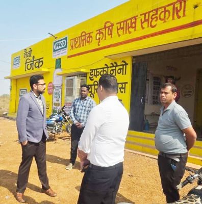 अवैध धान भंडारण पर कार्रवाई, साढ़े 4 सौ बोरा धान जब्त