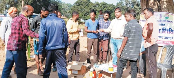 बालाझापर में नि:शुल्क पशु चिकित्सा शिविर