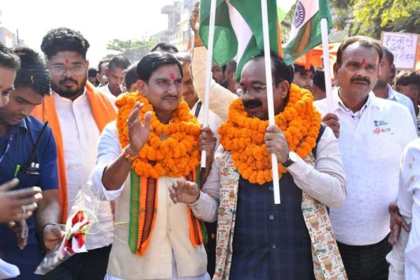 यूनिटी मार्च की  भव्य रथ यात्रा से लोरमी हुआ गुलजार