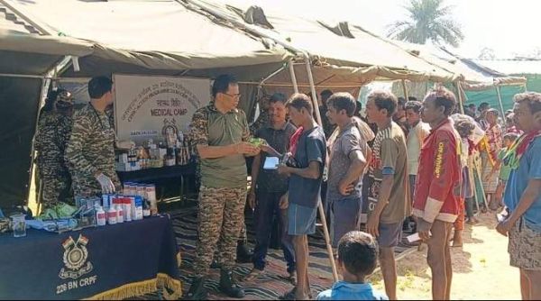 सिविक एक्शन कार्यक्रम : सीआरपीएफ का गोमगुडा में मेडिकल कैंप
