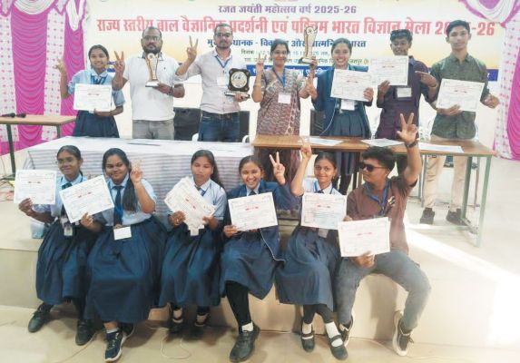 राष्ट्रीय स्तर प्रदर्शनी के लिए चयनित हुआ पीएम श्री सेजेस बोड़ला का मॉडल