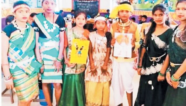 स्वतंत्रता सेनानी बिरसा मुंडा के त्यागपूर्ण जीवन और संघर्ष से कराया परिचित