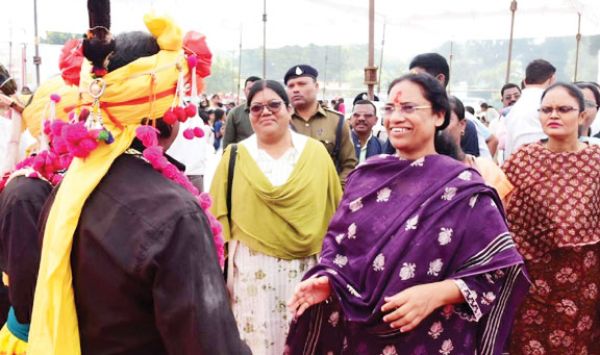 बिरसा मुंडा के विचार, आंदोलन और आदर्श आज भी युवाओं के लिए प्रेरणा स्रोत-लता उसेण्डी