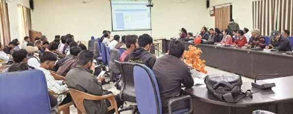 पारदर्शिता के साथ होगी उपार्जन केंद्रों में धान खरीदी