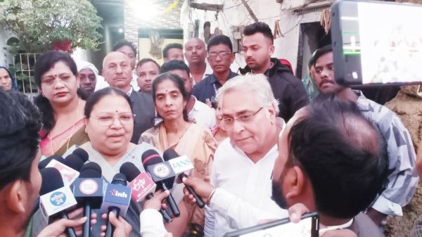 दुर्ग अस्पताल में दोहरी मौत-कांग्रेस जांच समिति पहुँची