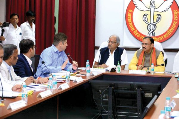 गरीब और बुजुर्गों का नि:शुल्क एमआरआई-सीटी स्कैन  शेष के लिए