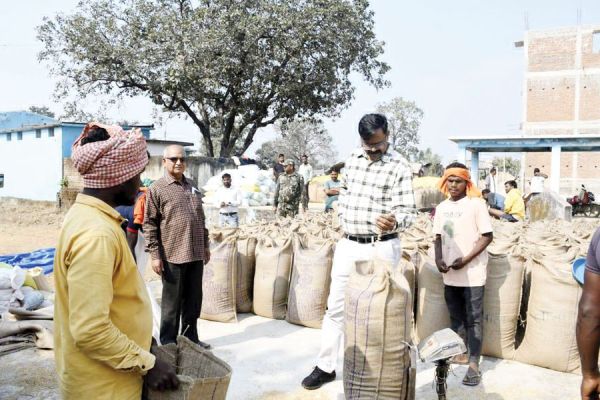 ब्लॉक स्तरीय फुटबॉल टूर्नामेंट में जगन्नाथपुर विजयी