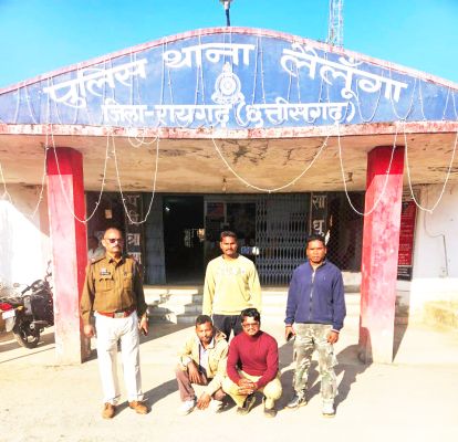 पिकअप से 10 गौवंश मुक्त, दो मवेशी तस्कर गिरफ्तार 