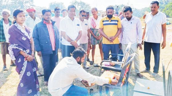 हड़ताली कर्मियों की वापसी से सहकारी समितियों में रौनक