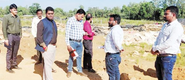  कलेक्टर ने धान उपार्जन केंद्रों का किया निरीक्षण