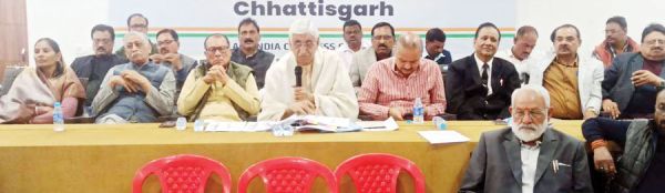 जारी आंकड़े धरातल पर मौजूद यथार्थ से मेल नहीं खा रहे...