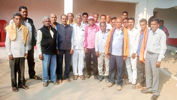 देव प्रसाद चौहान का महापल्ली में स्वागत