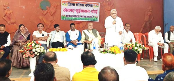 पीसीसी प्रभारी अरुण, रविंद्र चौबे के साथ खैरागढ़ पहुँचे